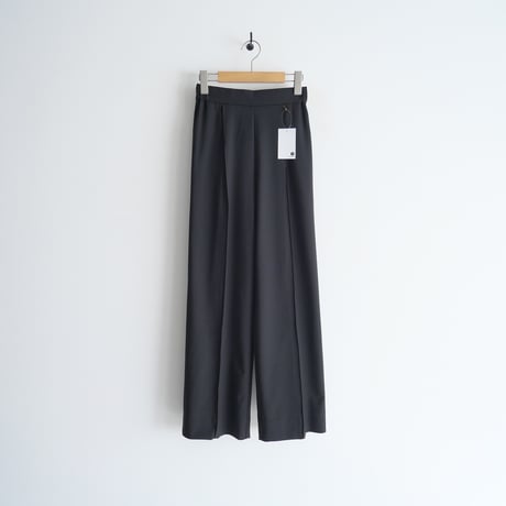 2023 / yori / ノンアイロンワイドパンツ / YR22-23138AW / 2402-2124