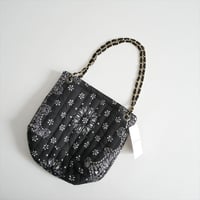 2025・人気完売品 未使用 FRAMeWORK購入品 MALUS バンダナキルティングショルダーBAG 25092230000430 2606-0249