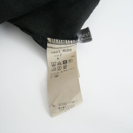 2022 / nest Robe / ブラックリネンバックVネックノースリーブワンピース / 01222-1194 / 2409-2108