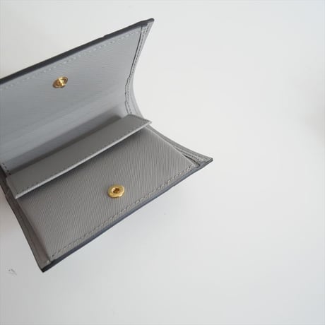 継続販売型 / 未使用 / MARNI / サフィアーノレザー製二つ折りウォレット / PFMOQ14U13 / 2503-1011
