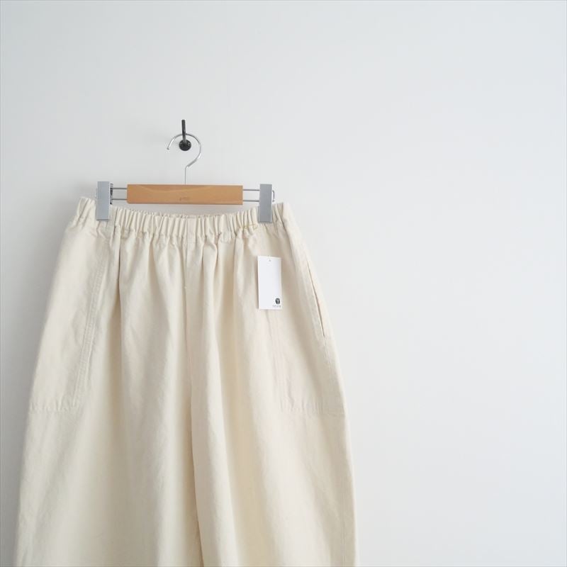 今季 ホームスパン 10オンスデニム ギャザーパンツ 白 2024AW今季新作