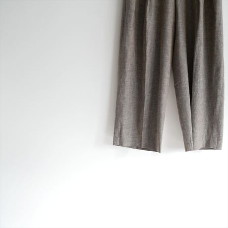 2025SS / SACRA / LINEN COTTON CHAMBRAY PANTS / 125106112 / 2509-2030