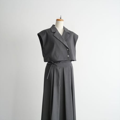 2024SS今季 / 未使用 / STUDIOUS別注 / AMERI / MANY WAY SHORT JACKET WITH SKIRT / 02410530200 / 2405-1049