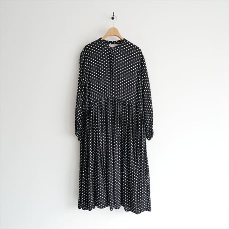 人気完売品 / BEARDSLEY / ドットギャザーワンピース / BEZ10A2209A0003 / 2510-1354
