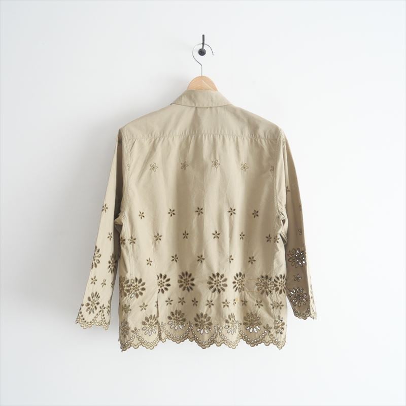 継続販売品 / 45R / ダンプカットワークの四角シャツ / 70630132 / 2405