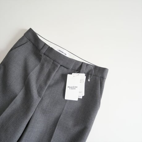 2025・人気完売品 / 未使用 / DEUXIEME CLASSE / Wクロス フレアパンツ / 25030500803010 / 2506-0833