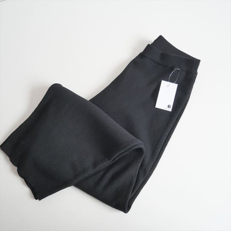 2024SS・人気完売品 / Curensology / ブークレーニットパンツ / 	102795 / 2503-0573