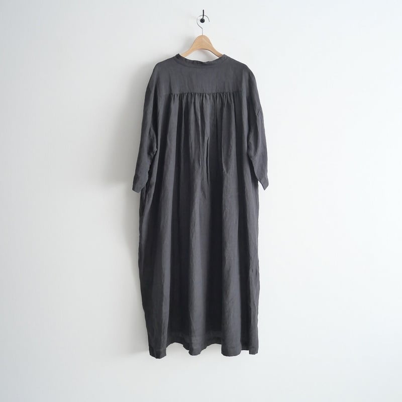2021 / journal standard luxe / 60リネンキーネックワンピース