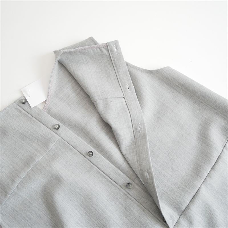 継続販売品 KEINA RITA CROPPED TOP in Gray KB251-055