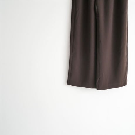 人気完売品 / 未使用 / DEUXIEME CLASSE イージーワイドパンツ 24030500803130 / 2605-0715