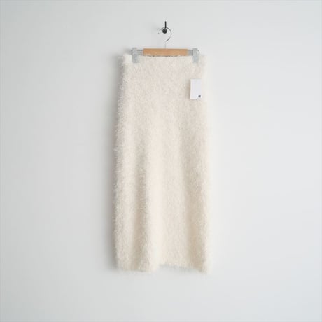 2023AW / emmi atelier / フリンジニットスカート / 13WNS234089 / 2412-0740