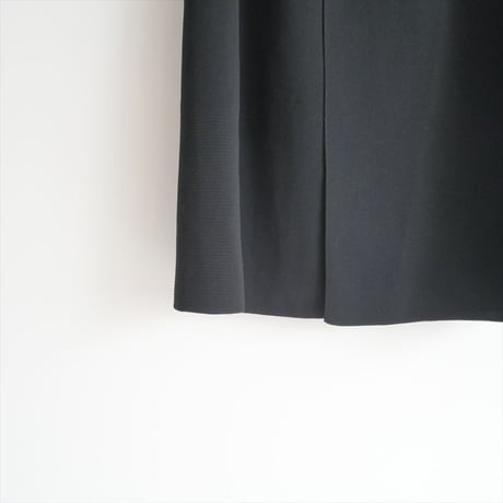 2025SS今季新作・人気完売品 / CFCL / MILAN COLLARLESS LONG VEST / CF009KL003 / 2502-0738