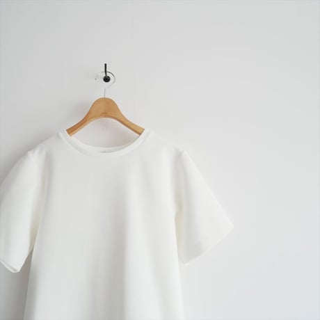 2025・人気完売品 / 未使用 / CELERI / Deuxieme Classe / Cocoon Oversized Tシャツ / 25070500304030 / 2512-0527