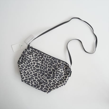 〇green label relaxing別注 / Herve Chapelier / Big Pochette パンサーブラン / 3632-343-1812 / 2510-1287