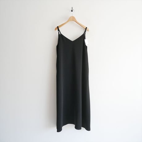 継続販売・人気完売品 / 未使用 / SOEJU サテンキャミソールワンピース S-00-OP-033 / 2604-0376
