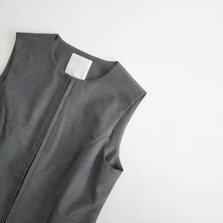 2025・人気完売品 / Drawing Numbers / クルーネックFホックベスト / DNZ1052107A0007 / 2602-0182