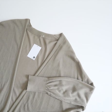 2023SS・人気完売品 / DEUXIEME CLASSE / shake code ショートカーディガン / 23080500424010 / 2508-0762