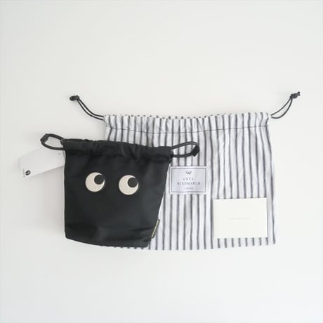 2022 / ANYA HINDMARCH / アイズ ドローストリング ポーチ / 2409-2098