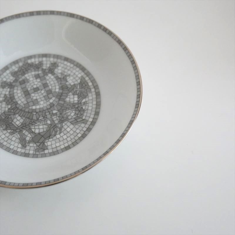 〇2025 / 未使用 / 国内正規店購入品 / HERMES / 醤油皿 〈モザイク 24