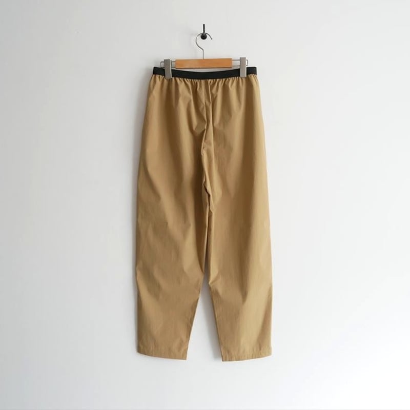 2025SS・人気完売品 / 未使用 / JULYNINE / ふわかるパンツ / JN002