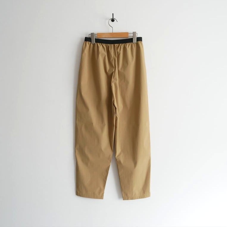 2025SS・人気完売品 / 未使用 / JULYNINE / ふわかるパンツ / JN002