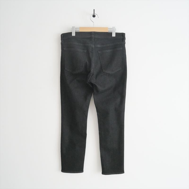 2023 / RED CARD / Ankle Slim tapered 30th Anniv