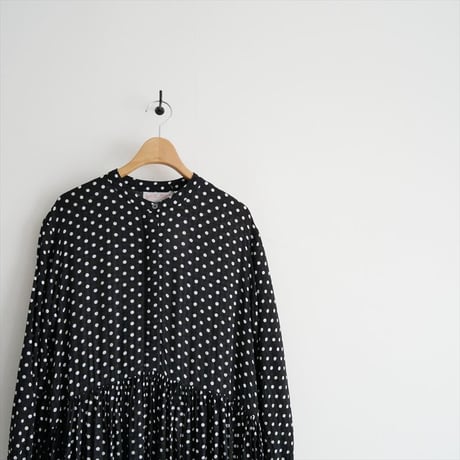 人気完売品 / BEARDSLEY / ドットギャザーワンピース / BEZ10A2209A0003 / 2510-1354