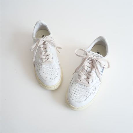 継続販売品 / AUTRY / MEDALIST LOW　スニーカー / 2504-0031