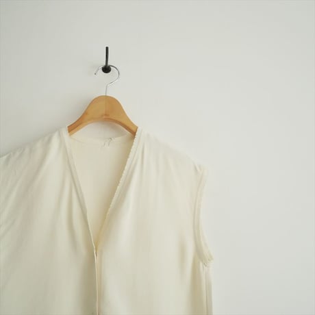 未使用 / R'IAM / Plage / Ｖネックノースリシャツ / 23050922604020 / 2511-0124