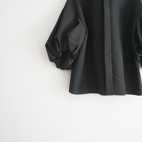 2025・人気完売品 / 未使用 / St.cecilia / ブロウシャツ / STA25S01001 / 2509-2054