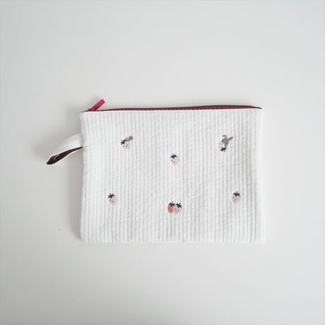 2024SS・人気完売品 / pionunnal×familiar / NOTE　ポーチ / 780837 / 2501-1029