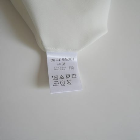 〇継続販売品 / Drawing Numbers / サテンボートブラウス / DNZ1041204A0003 / 2507-1393