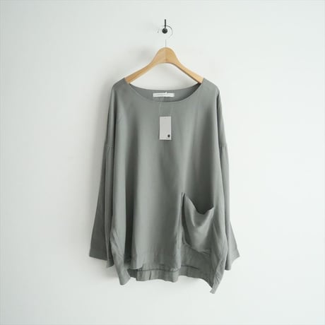 2021 / journal standard luxe購入品 / ALBUM DI FAMIGLIA / プルオーバーブラウス / 21050450000010 / 2405-0945