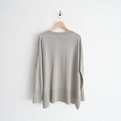 2023 / theory luxe / LAWRENCE ARLO ニット / 03-3301714 / 2501-0778