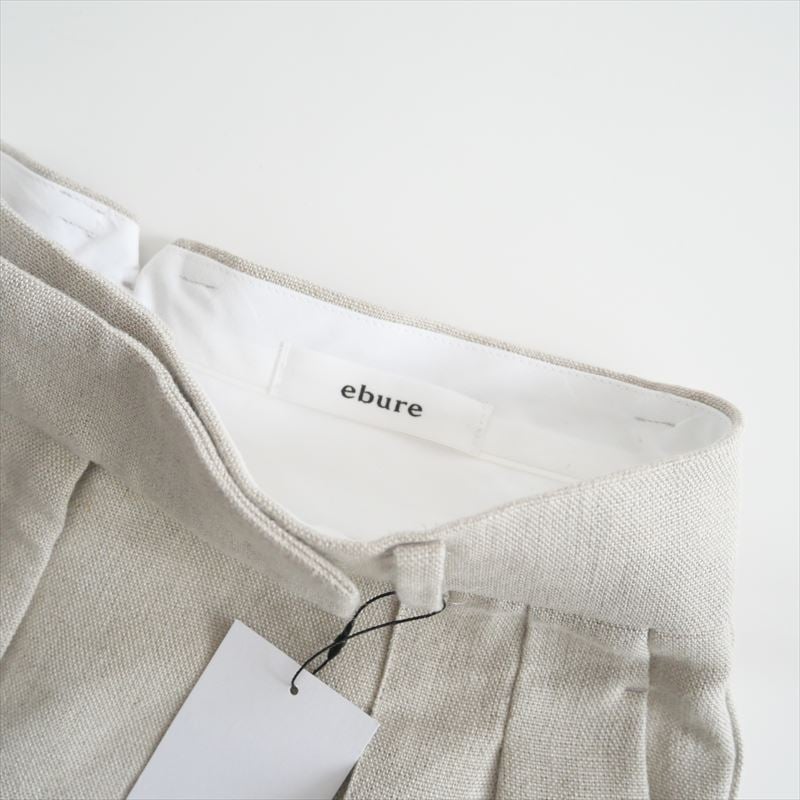 美品　ebure エブール　ベルテッドリネンタックショートパンツ　定価4.7万 美品 ebure エブール ベルテッドリネンタックショートパンツ