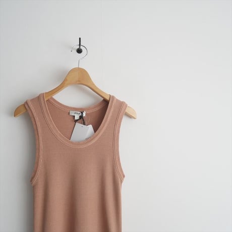 2024・人気完売品 / 未使用 / L'Appartement購入品 / AGOLDE / POPPY TANK / 24070570003630 / 2504-0178