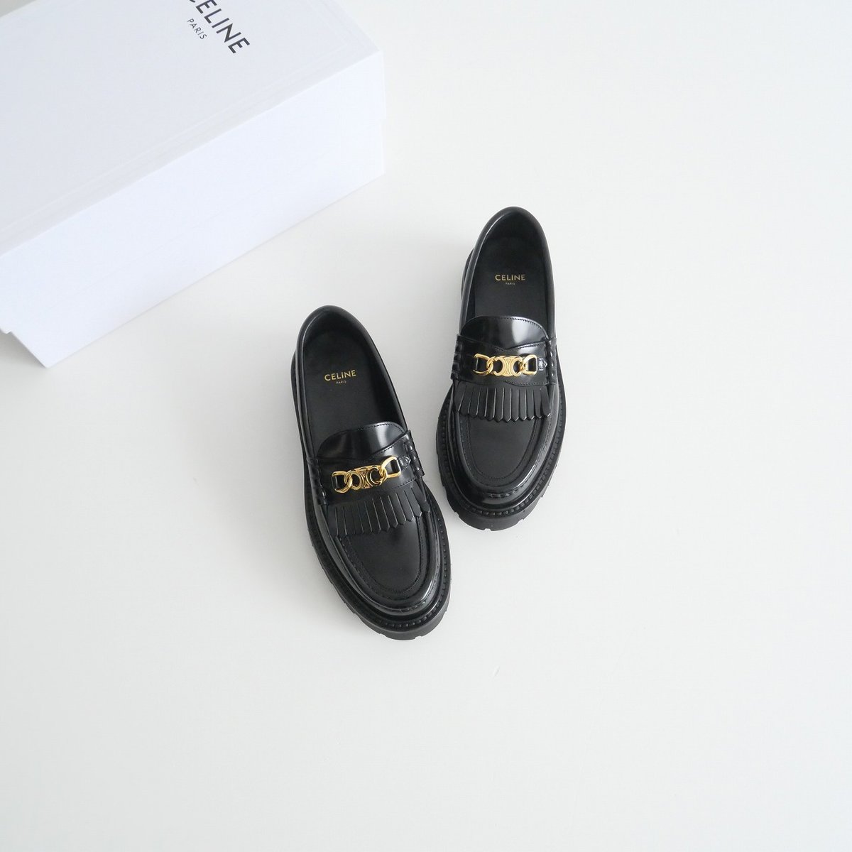 2023 / CELINE / トリオンフチェーン付き CELINE マーガレット 2023 / CELINE / トリオンフチェーン付き CELINE マーガレット