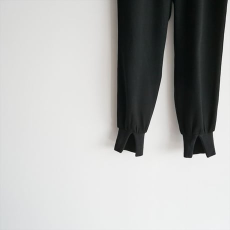 継続販売型 / Col Pierrot×eclat / とろみスリットリブパンツ / 2510-1126