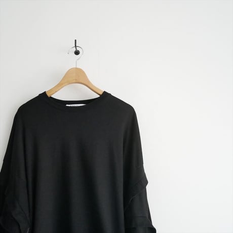 2025SS・人気完売品 / ENFOLD / CURVE-SEAM LONG-SLEEVE T-SHIRT / 300IS480-1751 / 2601-1034