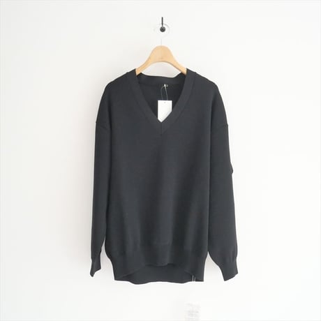 2021AW / 未使用 / DEUXIEME CLASSE / Heartrich Vネックプルオーバー / 21080500404030 / 2402-0667