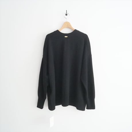 〇2024AW・人気完売品 / 未使用 / MUSE de Deuxieme Classe / OLBIA Vネック プルオーバー / 24080520416030 / 2502-0185