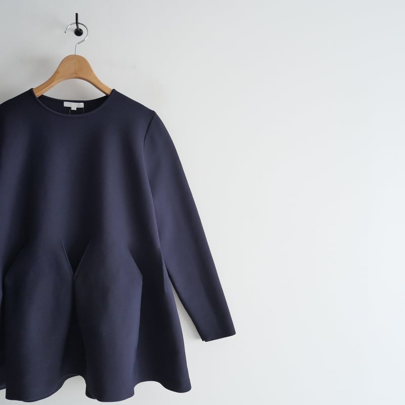 23区　ニット　高橋リタ　R rita ホールガーメント　フォルム 23区ニット高橋リタR rita ホールガーメントフォルム