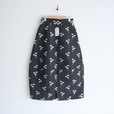2024・人気完売品 / LOEFF / ワタスゲ ジャカード コクーン スカート / 8824-299-0030 / 2503-1126