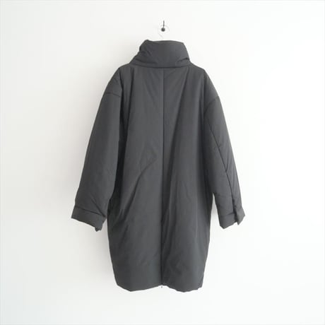 2023AW / ETRE TOKYO / スタンドネックパディングコート / 1223600015-0 / 2405-1330