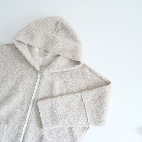 2022AW / Lou Andrea / Mouton Fake Hood Coat / 22020570100730 / 2409-0119