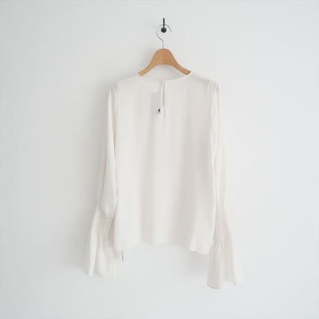 2023AW / L'Appartement / Shirring Blouse / 23050560200230 / 2407-0553