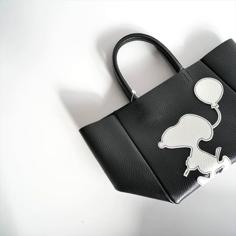 2025 / 未使用 / 銀座三越限定 / Kotty×SNOOPY / スヌーピーシルエットバッグ MMサイズ / 2601-0075
