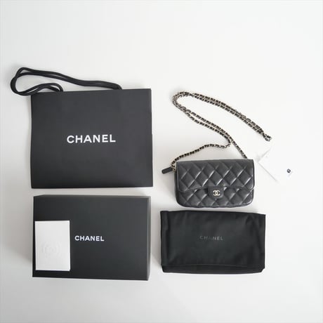 2023 / CHANEL / PHONE HOLDER WITH CAIN キャビアスキンショルダーウォレットバッグ / AP2096B10583 C3906 / 2411-0024