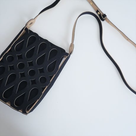 〇2023AW / SPICK&SPAN購入品 / MARY AL TERNA / MAZE ミニショルダーバッグ / 23092210003130 / 2507-0783