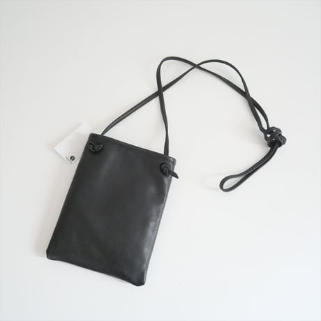 継続販売品 / Yammart / flat shoulder bag (black) / 2408-1025